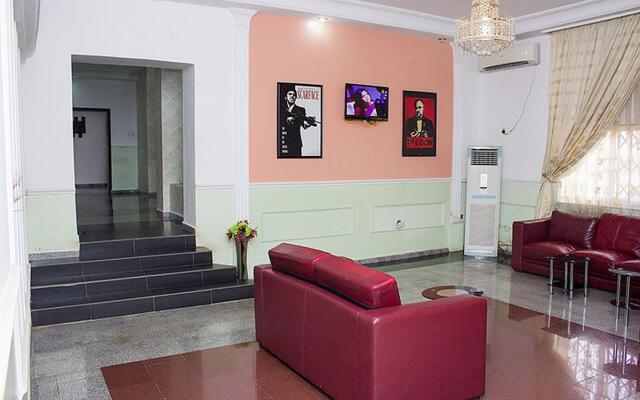 Bristlecone Suites and Apartments