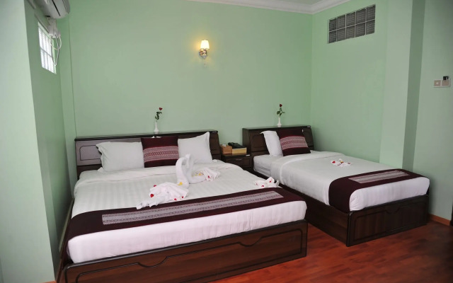 Night Sweet Hotel