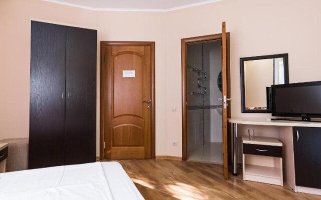 Yug Alliance Hotel