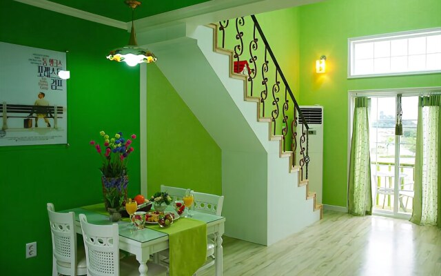 Busan Hollywood Pension