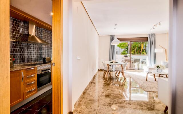 GH-Modern 2 bed apartment with Pool in Estepona
