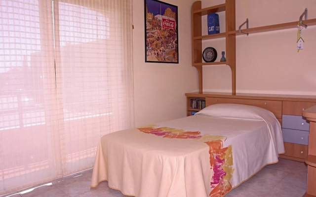 Boutique Holiday Home in Sant Pere Pescador With Garden and Garage - фото 4
