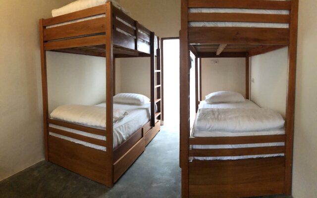 Roots Hotel Trawangan
