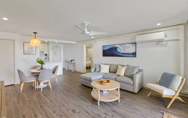 Remodeled Luxe Beachfront Escape Ocean Views AC