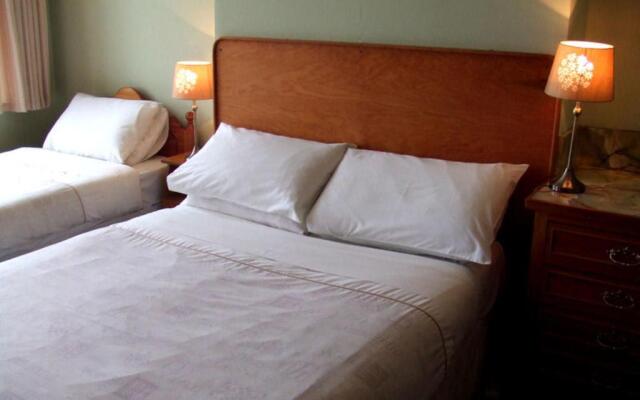 Ivy House Holiday Home