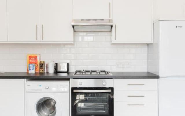 Kennington Apartment A/Apartment