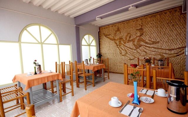 Sin Taung Ywa Inn