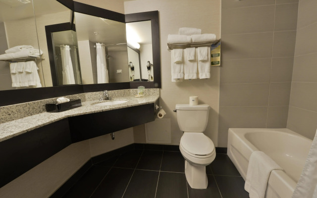 Holiday Inn Montréal Centre-Ville Downtown by IHG