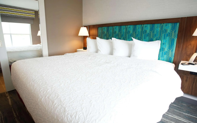 Hampton Inn & Suites St. Clairsville