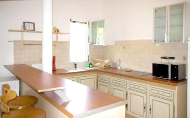 Apartment With 3 Bedrooms in Berre-les-alpes, With Wonderful Mountain