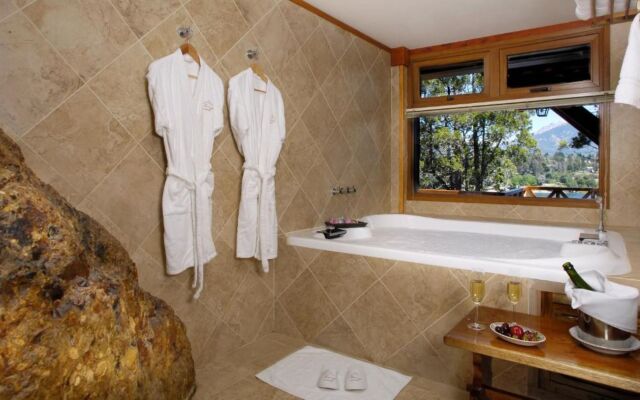 Charming Luxury Lodge & Private Spa