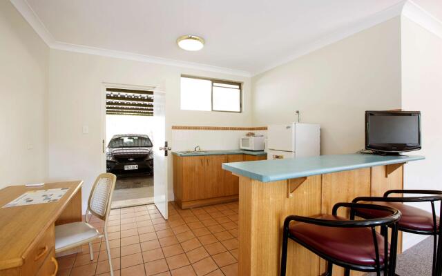 Nightcap at Kondari Resort