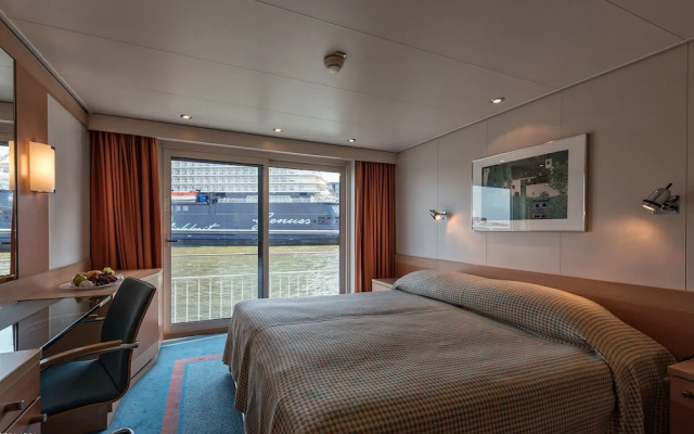 MS Select Bellejour - Neuss