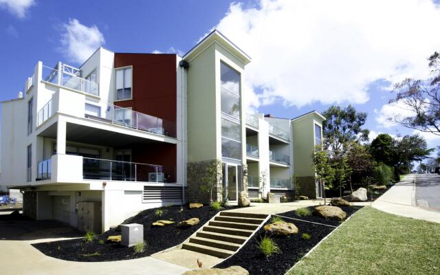 Phillip Island Towers