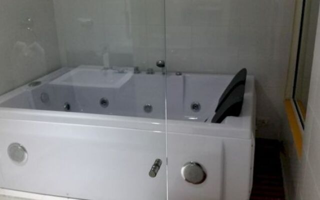 Hotel Balcones De La Bahia