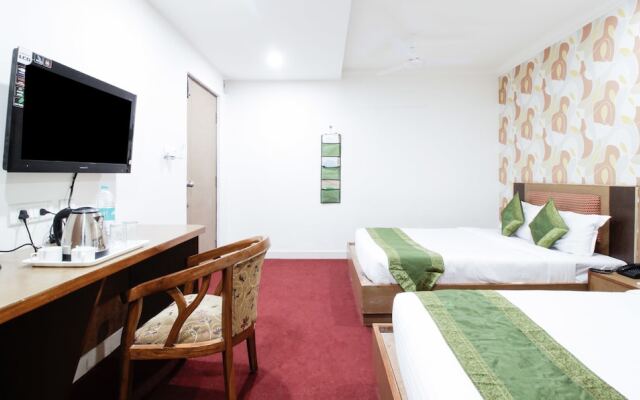 Hotel Imax Inn