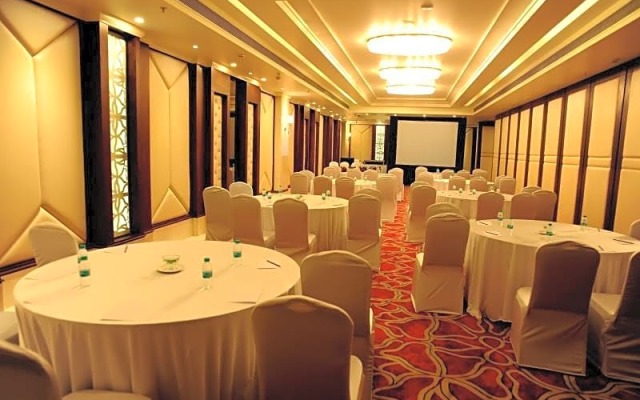 Sarovar Portico Hotel