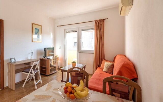"enjoy In Zadar At Peaceful 2br Apartment"