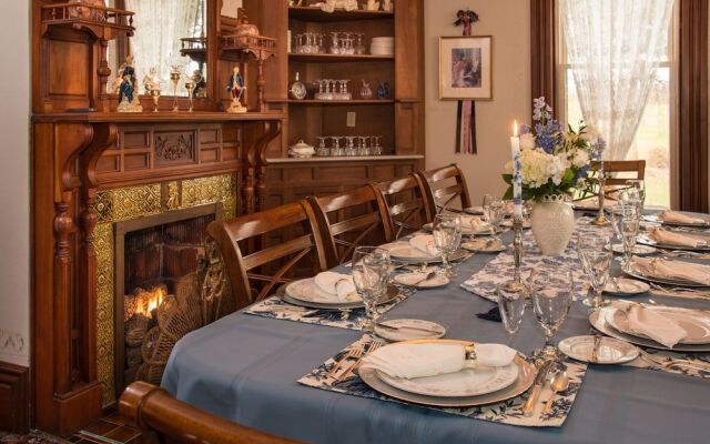 Sutherland House Victorian Bed & Breakfast