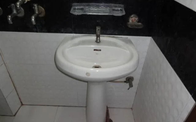 Hotel Bharat Residency