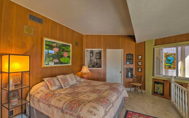 Tucson Retreat w/ Superb Mountain Views & Pool!