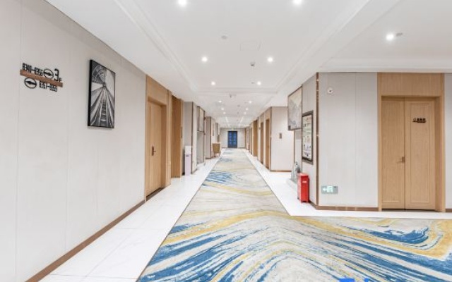 Set International Hotel – Hotel Rooms – Huangshi