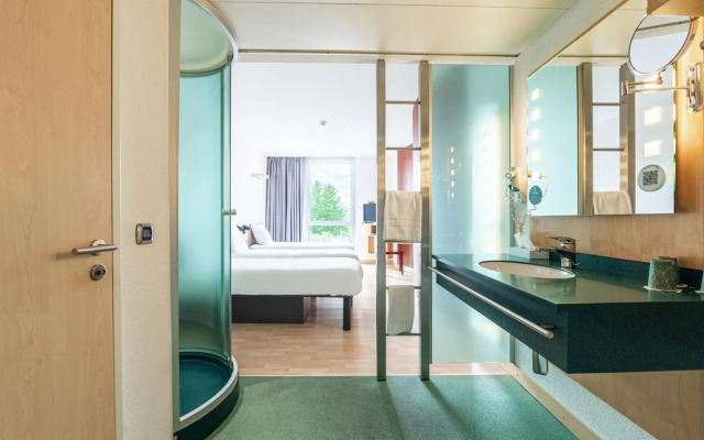 B&B Hotel Lully 3 Lakes