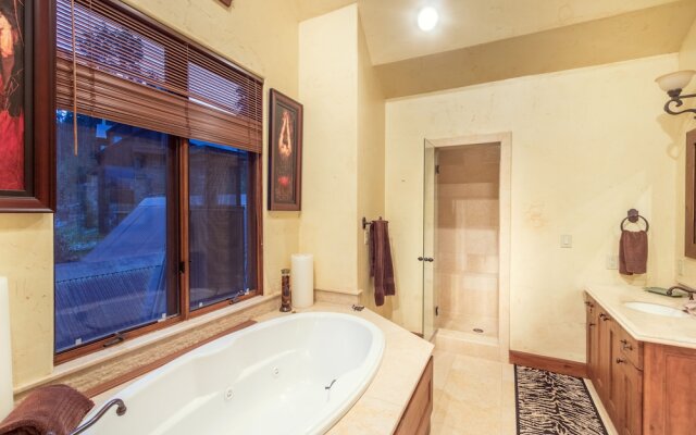 Stonegate Chalet - 4 Br Home