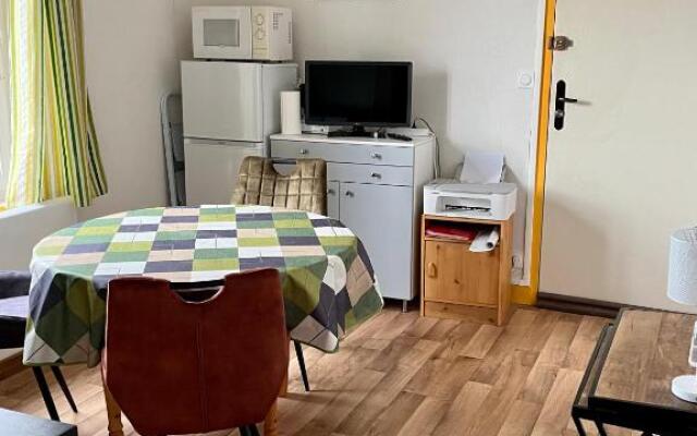 Appartement proche de la plage - wifi, bien agencé