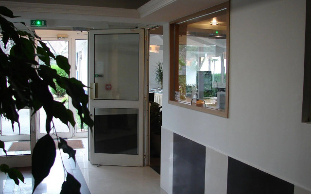 Budget Hotel - Melun Sud Dammarie Les Lys
