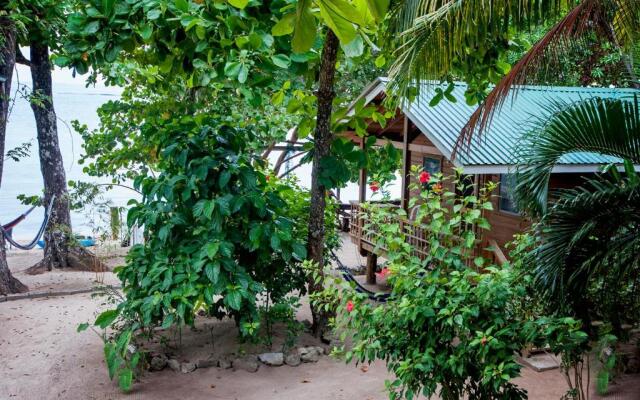 Blue Island Divers Casita Azul