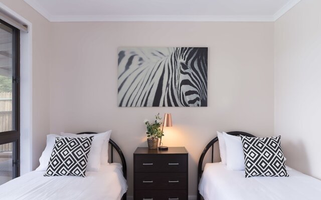 Jacaranda Cottages