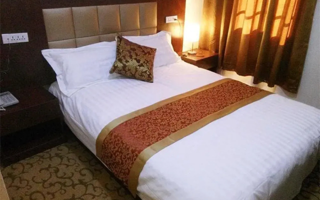 Tianhe Business Hotel