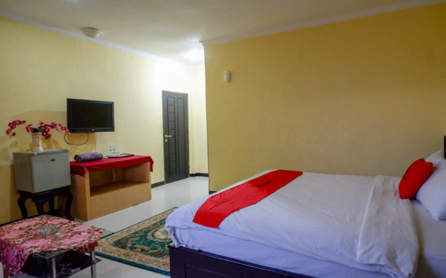 RedDoorz near Citraland Waterpark Kendari