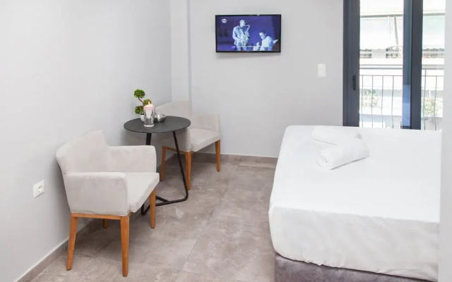 Central Brand New Studio Across Metro -D