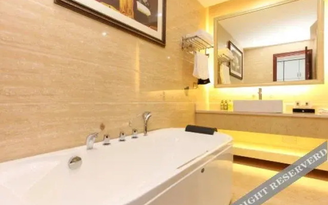 Changzhou Venice Hotel (Zhongwu Square Store)