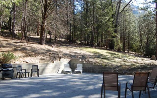 RedAwning Cabin #16B Charlottes Station