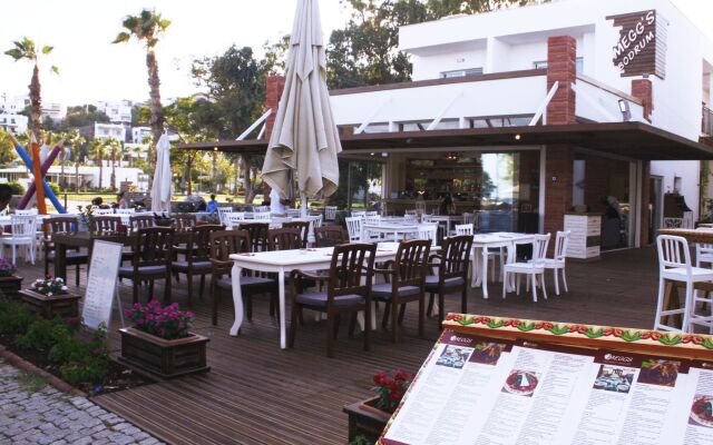 Meggs Bodrum Beach Hotel