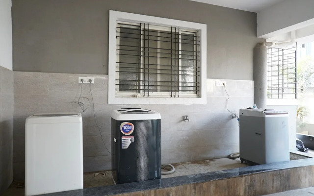 OYO 28029 Living Luxurious Studio Rooms