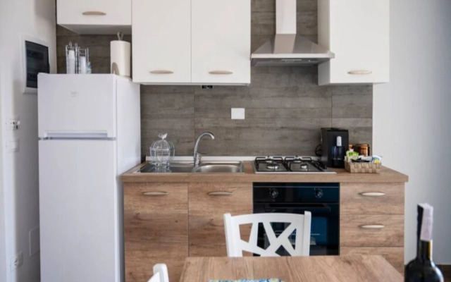 Acquamarina Apartment On Sea Shore