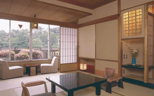 Yuzankaku