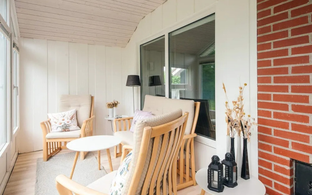 6 Person Holiday Home in Hemmet