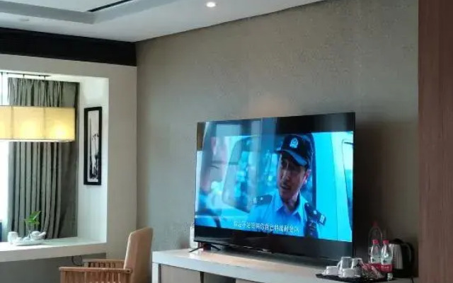 Prince Bingley Hotel (White Feather Road, Xixia, Nanyang)