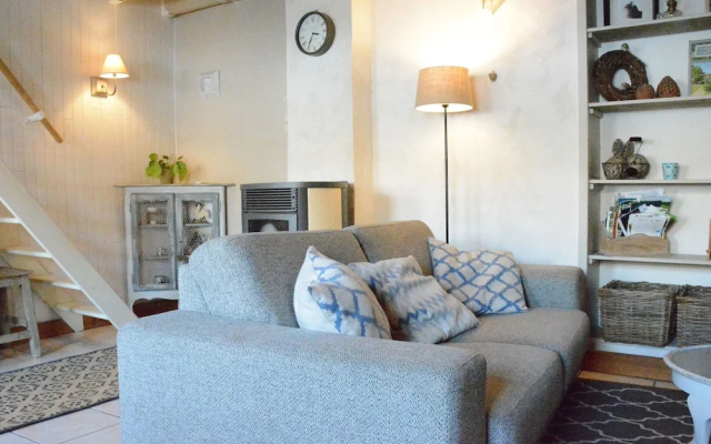 Charming Nest Cozy, Romantic, Very Comfortable, on a Square of Torgny - фото 2