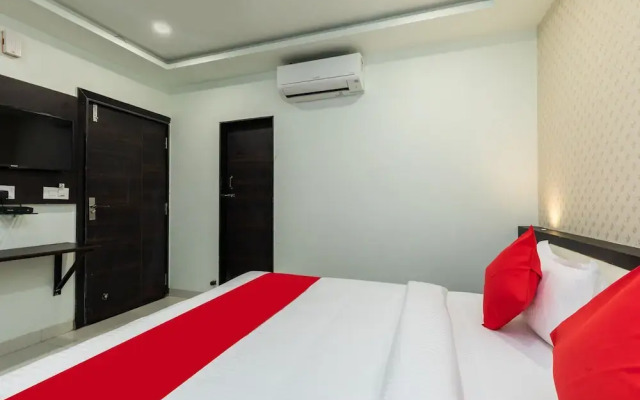 Oyo 42608 Hotel A5
