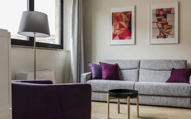 Mi-brgz1c3 Bergonzoli Place - Bilo B - Hugo