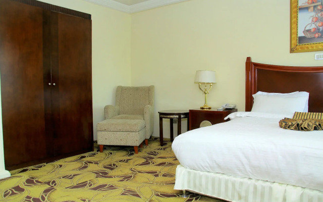 Yoly Addis Hotel