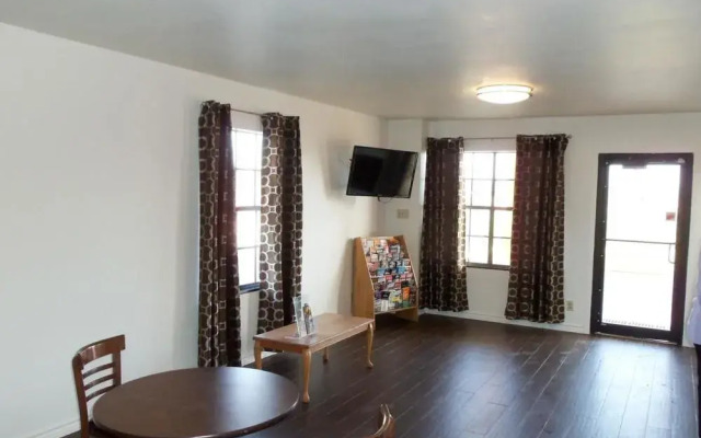 Executive Inn Giddings