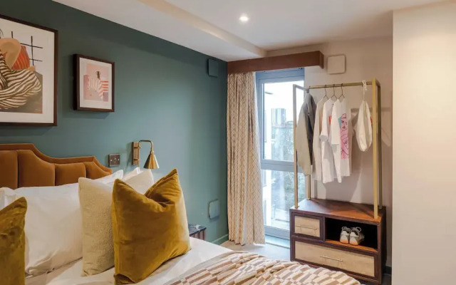 Waterside Living I Luxe Apartments