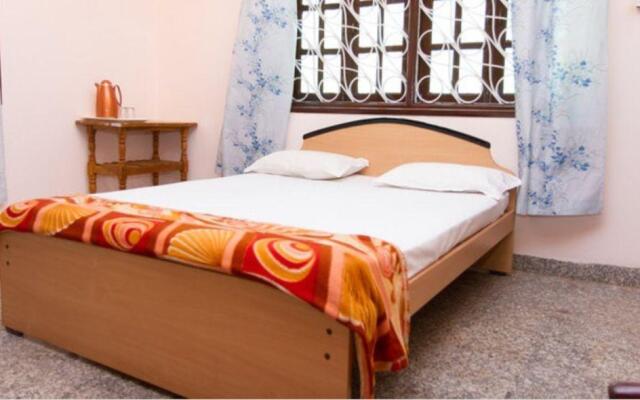 Aakriti's Guest House